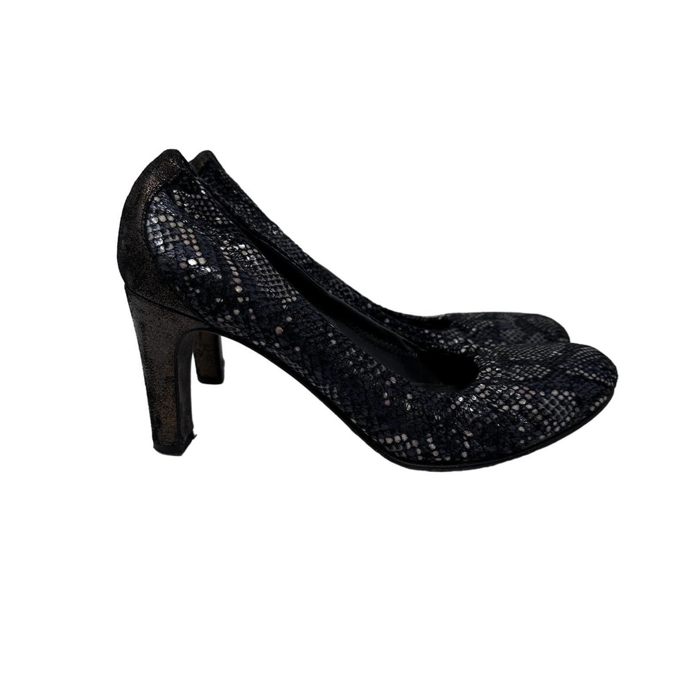 Donald J. Pliner Snakeskin Pattern Leather Heels size 8N made in Italy